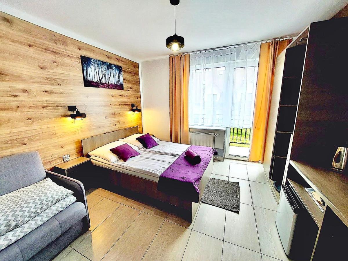 Dworek Karwia Wiosenna 8 Buitenkant foto